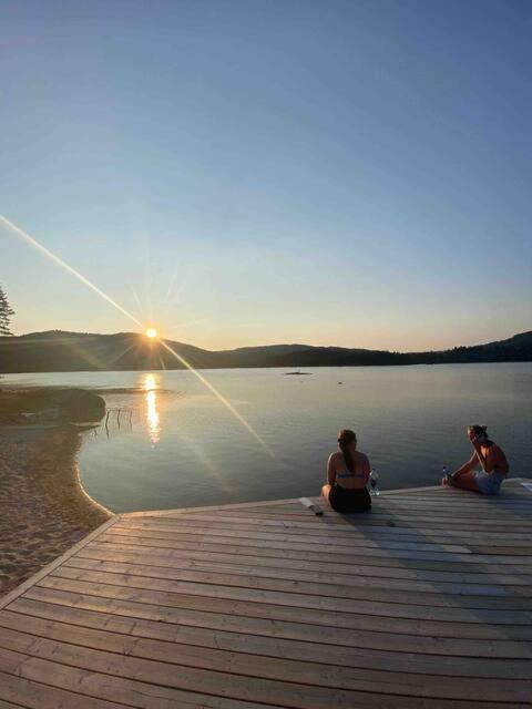 Fin, Enkel Leilighet Med Nydelig Strand I Naerheten Lägenhet Amdals Verk Exteriör bild